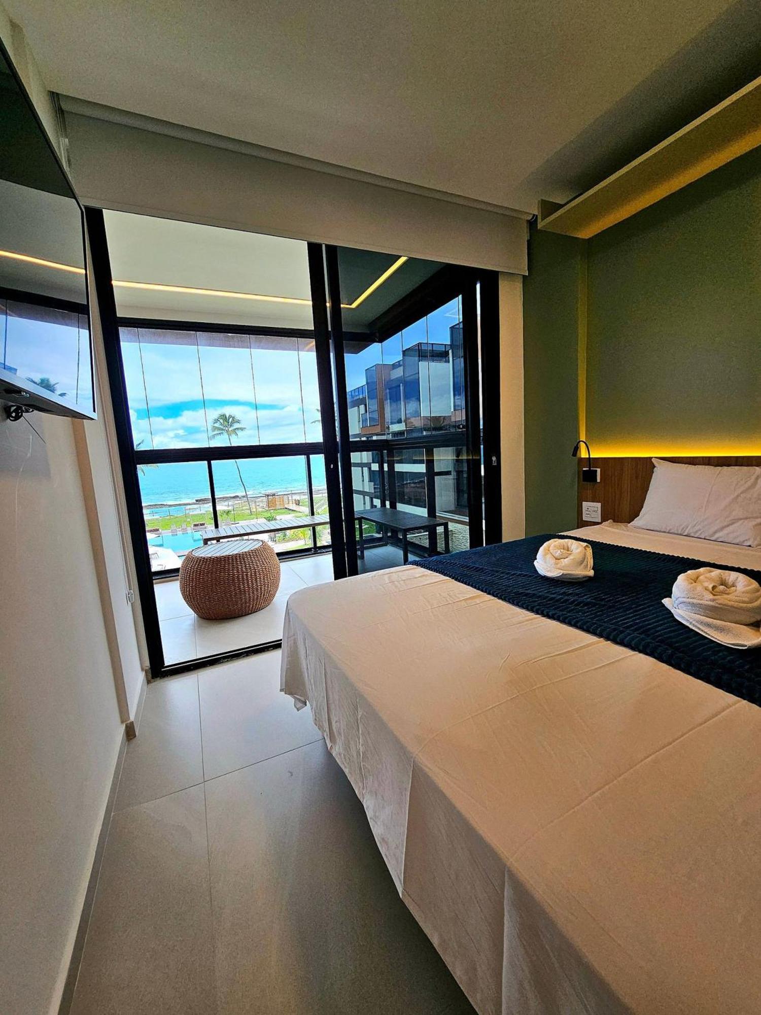 Sofisticacao E Luxo A Beira-mar No Cais Eco Em Muro Alto By Hm *
